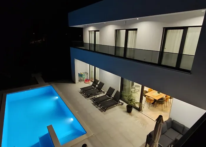 Villa Basini 5km From The Centre Of Split,heated Pool Solin