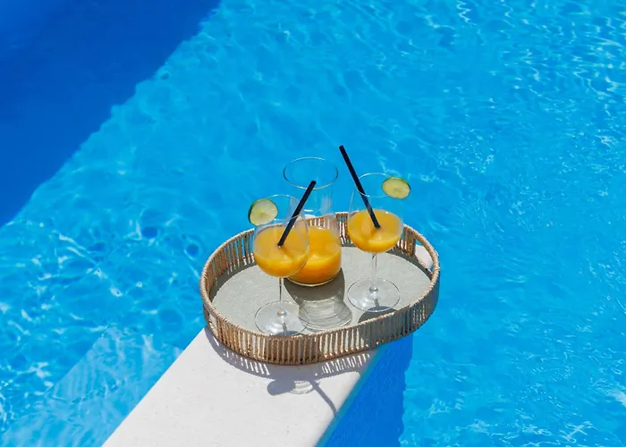 Villa Basini 5km From The Centre Of Split,heated Pool