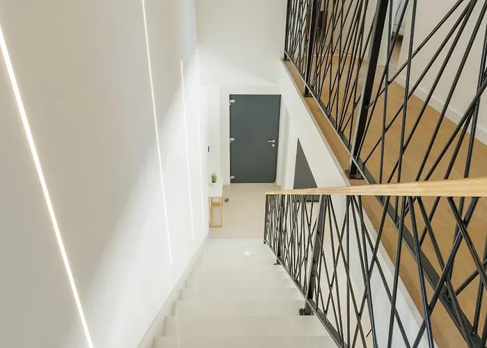 Basini 5km From The Centre Of Split,heated Pool * Solin