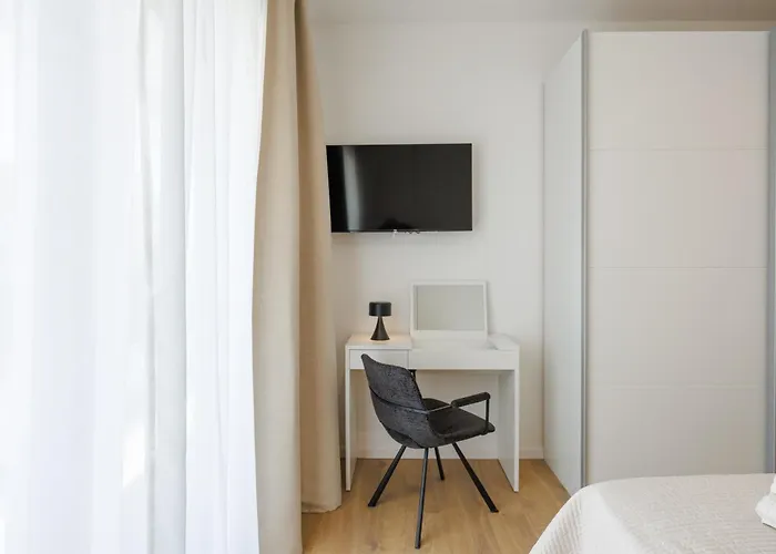 Basini 5km From The Centre Of Split,heated Pool Solin