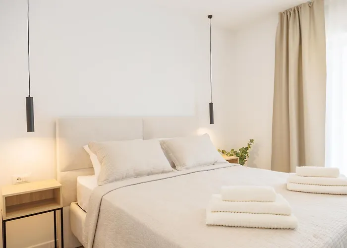 Villa Basini 5km From The Centre Of Split,heated Pool Solin