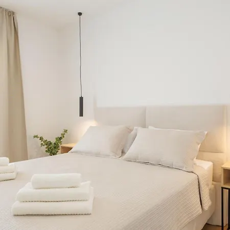 Villa Basini 5km From The Centre Of Split,heated Pool Solin