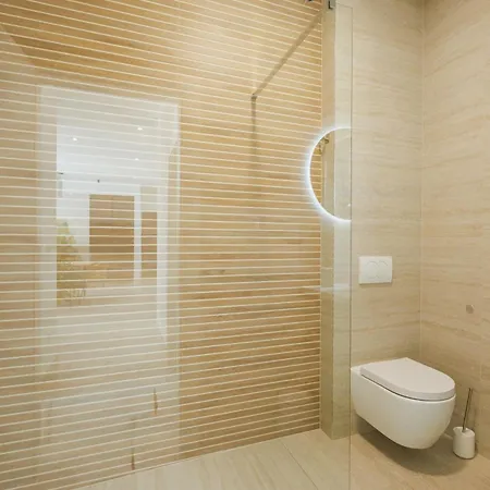 Basini 5km From The Centre Of Split,heated Pool Villa