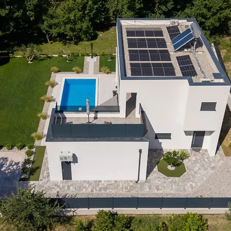 Basini 5km From The Centre Of Split,heated Pool Villa *