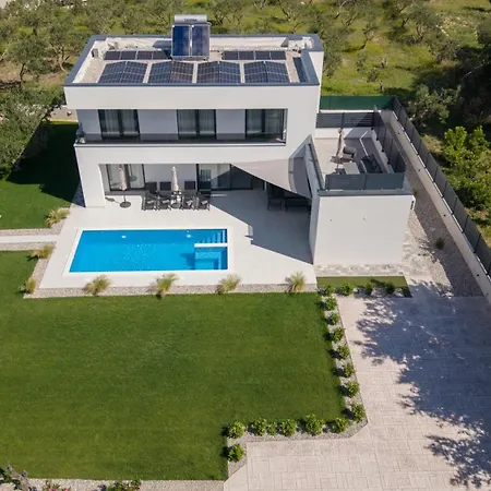 Villa Basini 5km From The Centre Of Split,heated Pool Solin